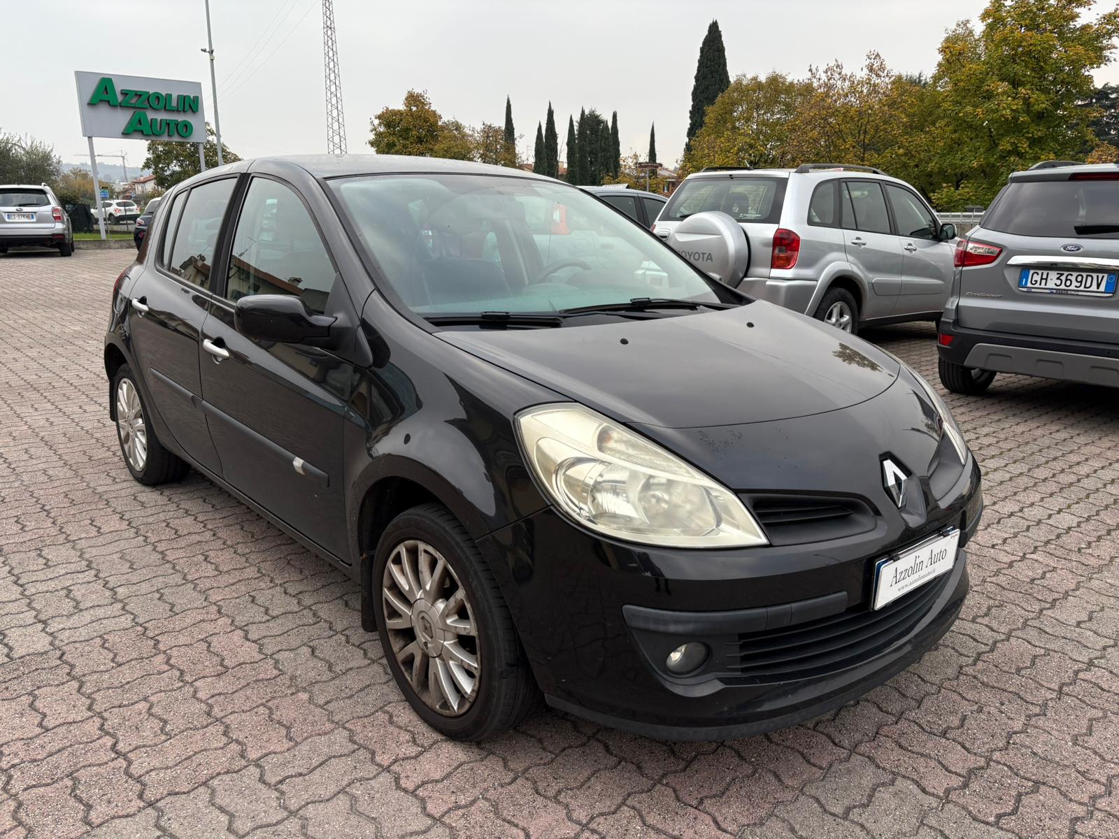 RENAULT CLIO 1.2 BENZINA SI A NEOPATENTATI